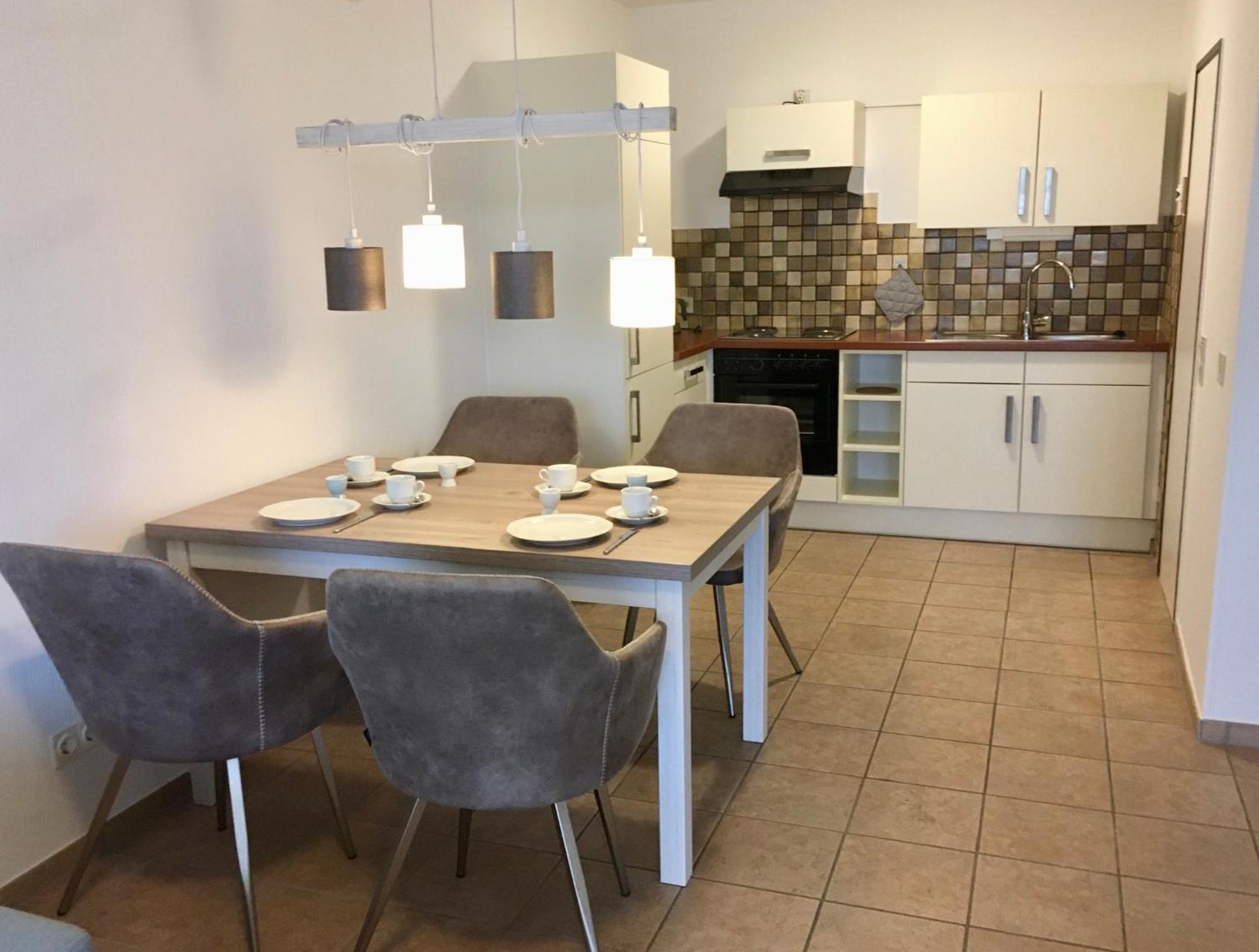 Appartementresidenz Am Kurpark - Ferienwohnungen Mit Pool & Sauna & Garage Bad Salzuflen Room photo